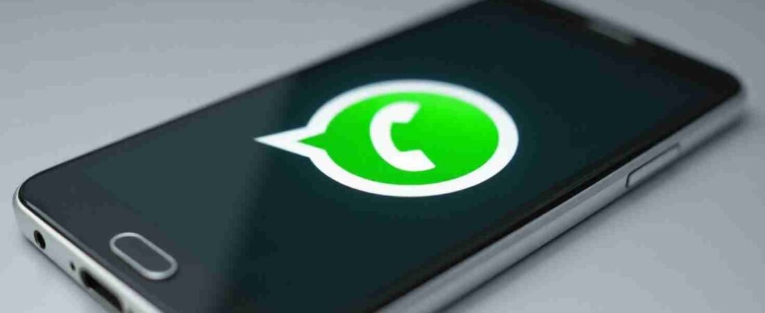 WhatsApp Crea Resúmenes Automáticos Seguros para no Perder Hilo
